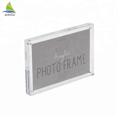 Kundenspezifischer magnetischer Bilderrahmen-an der Wand befestigter Acrylfoto-acrylsauerrahmen